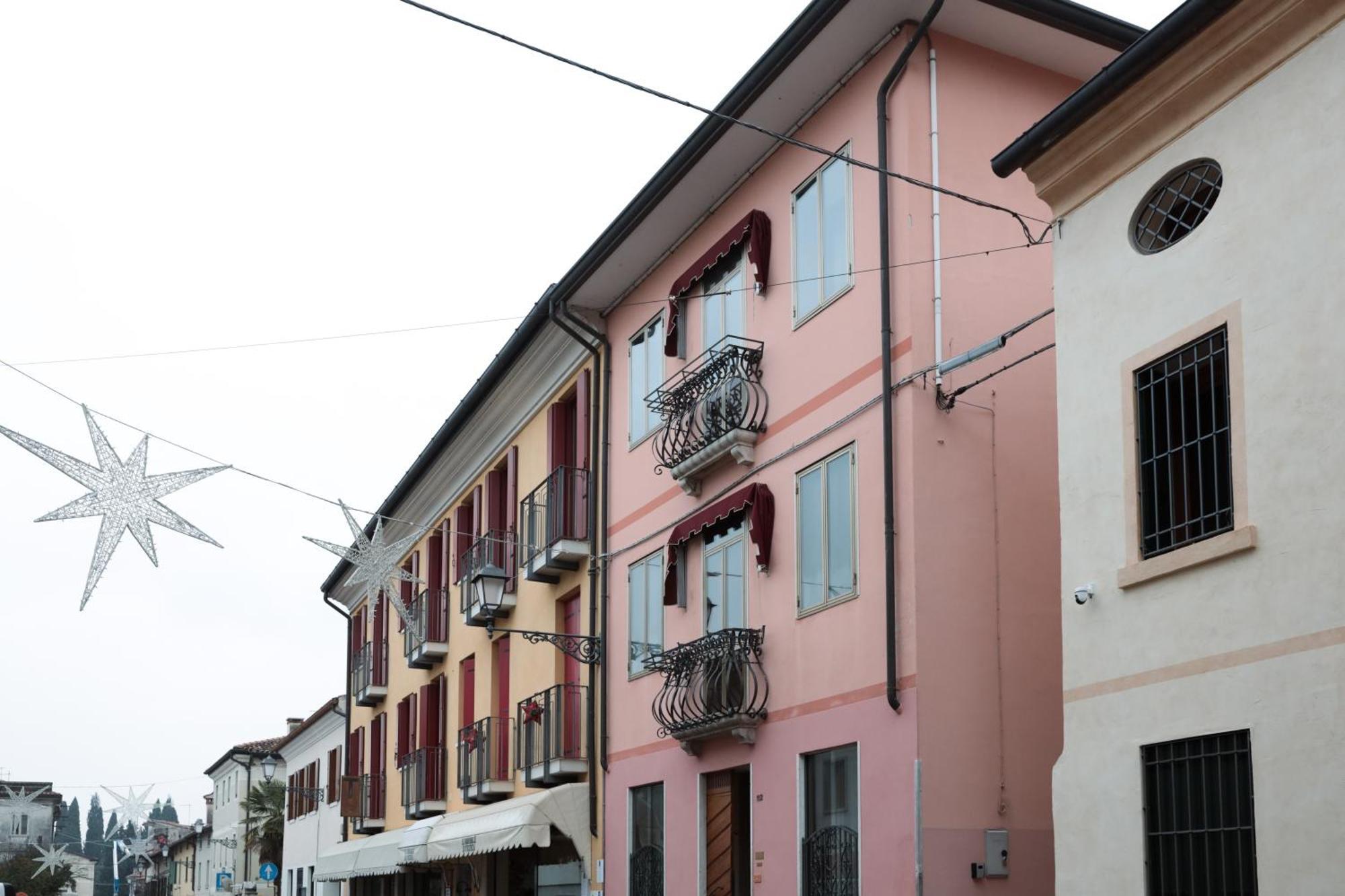 Ponte Vecchio, Elegante Appartamento A Due Passi Dal Centro Bassano del Grappa Eksteriør bilde